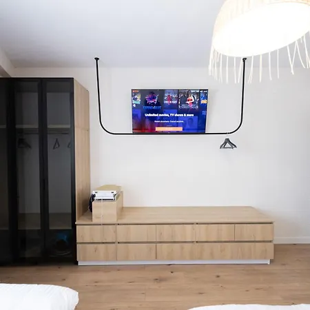 Alojamento de Acomodação e Pequeno-almoço Boho Tirana