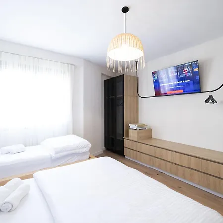 ベッド・アンド・ブレックファスト Boho ティラナ